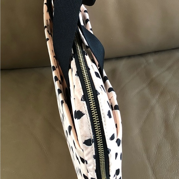 Kate Spade New York, Renny Drive 13” Laptop Case, Blush/Black, GUC - Picture 13 of 15